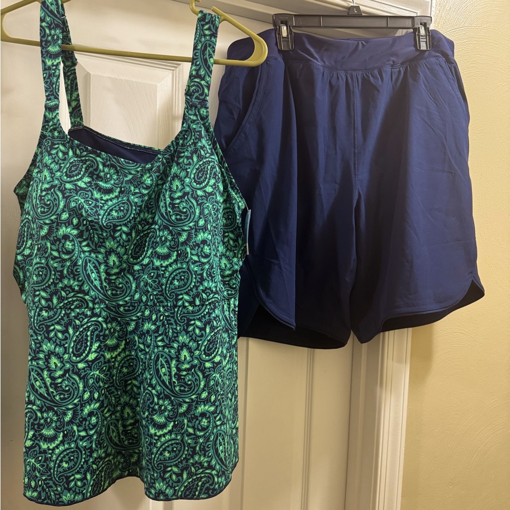 Women's Lands End size 2x/22 tanking bathing suit
